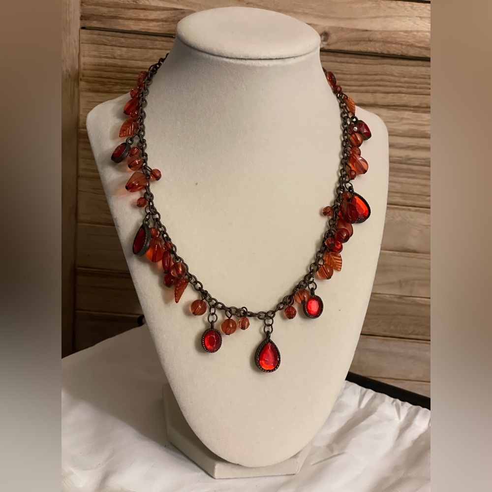 Newport News Vibrant Red and Bronze Necklace